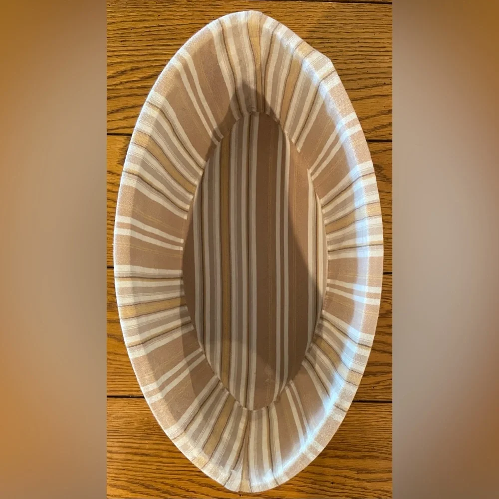 EUC Longaberger Basket Medium Metropolitan Football Oval Shaped Tissue Caddy